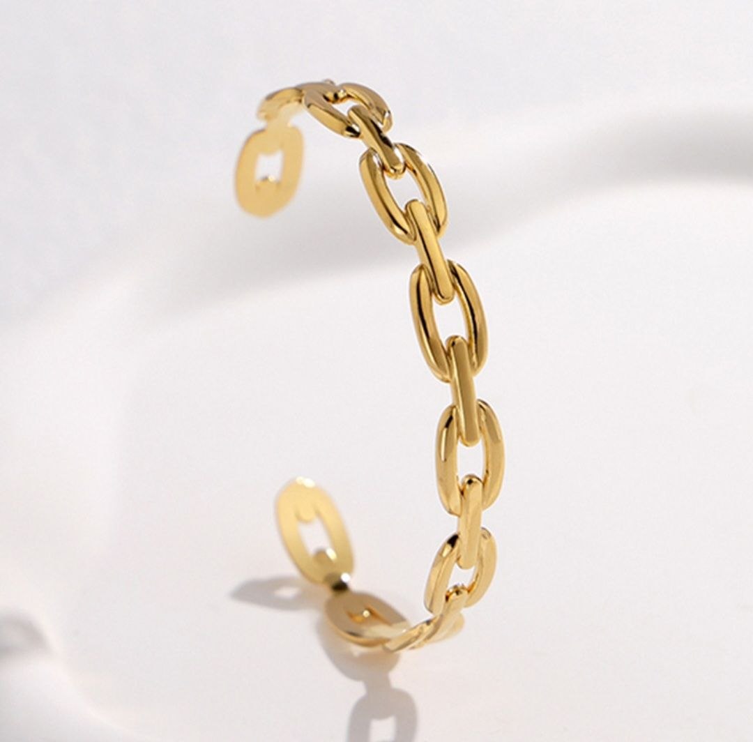 bracelet jonc ouvert à jonction ovale bracelet jonc ouvert à jonction ovale